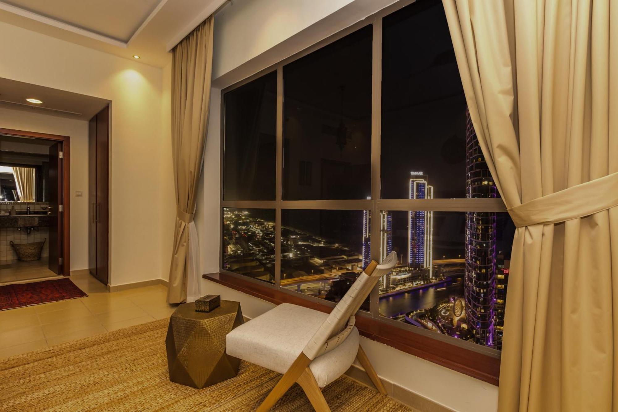 The Premium Jbr Sea View Luxury Suite Awarded "Traveller Award 2025" Dubai Exterior foto